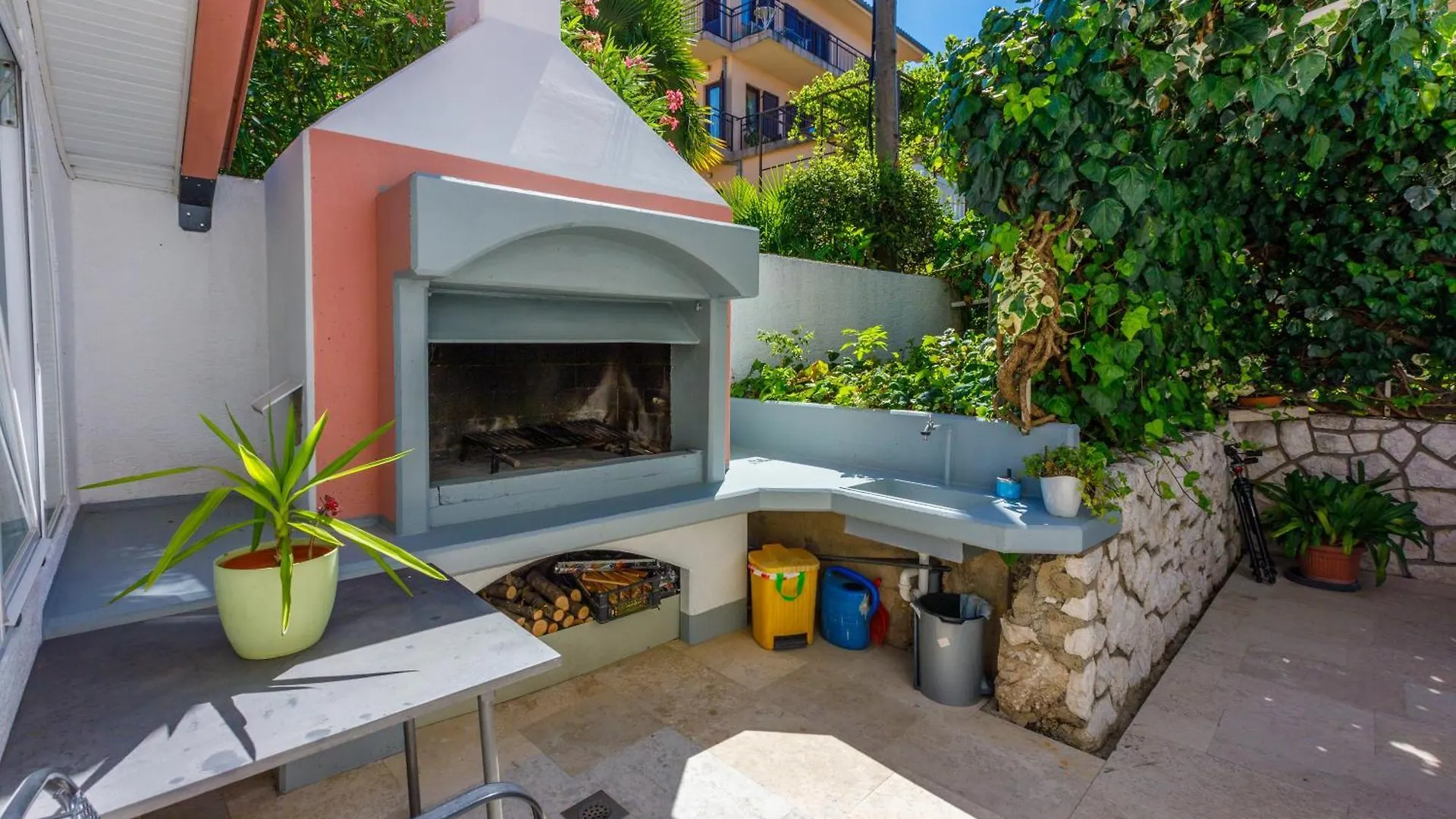 Apartmani Visnja Crikvenica 0*,